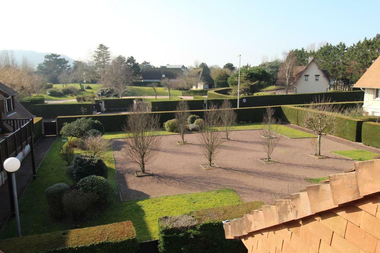 Cadre Exceptionnel: Duplex Classe 4**** Tennis, Piscine, Parking, Linge Inclus, Wifi, Materiel Bebe, Proximite Centre Deauville Eksteriør bilde